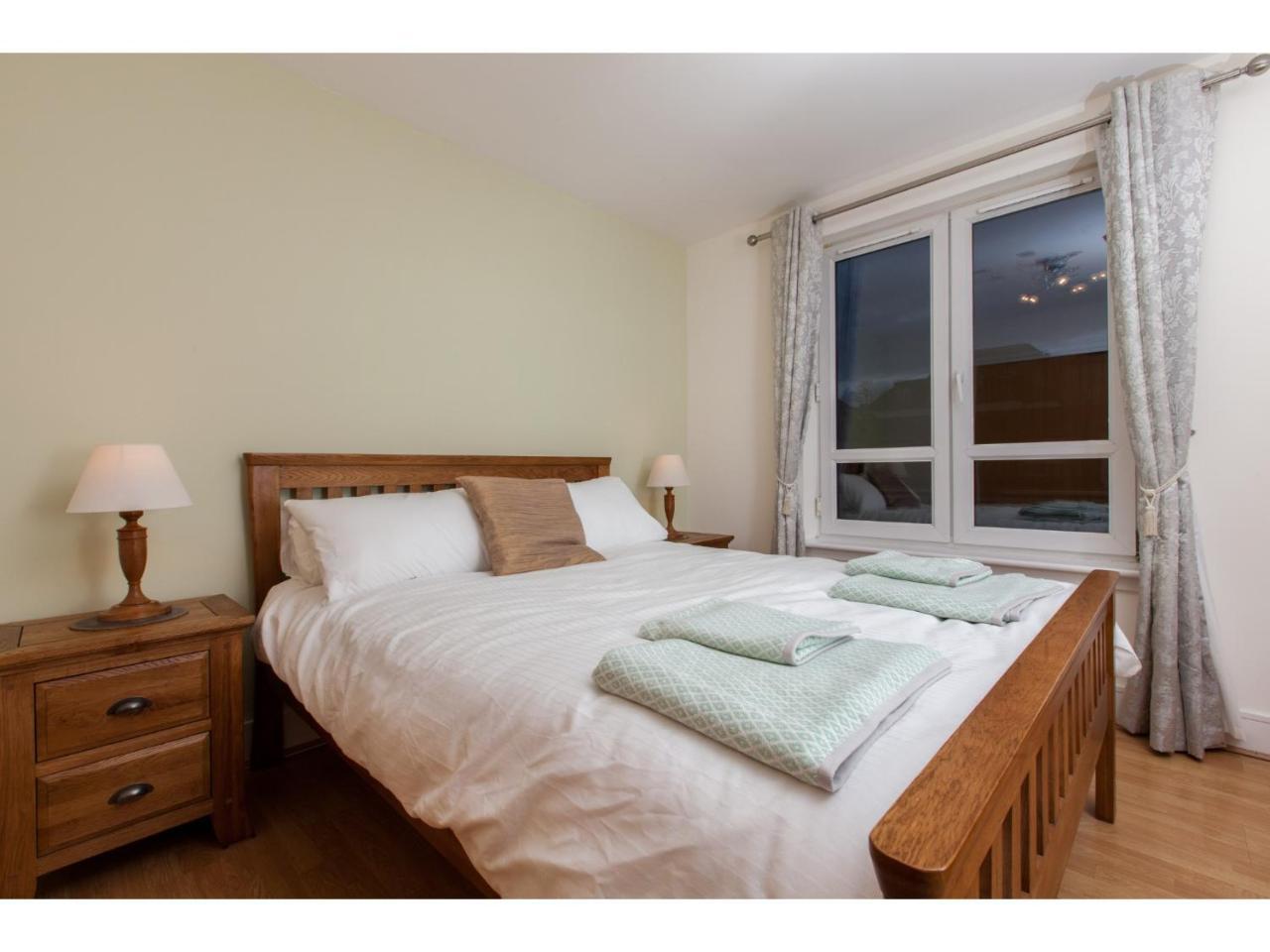 Spacious, Central Apartment エディンバラ エクステリア 写真