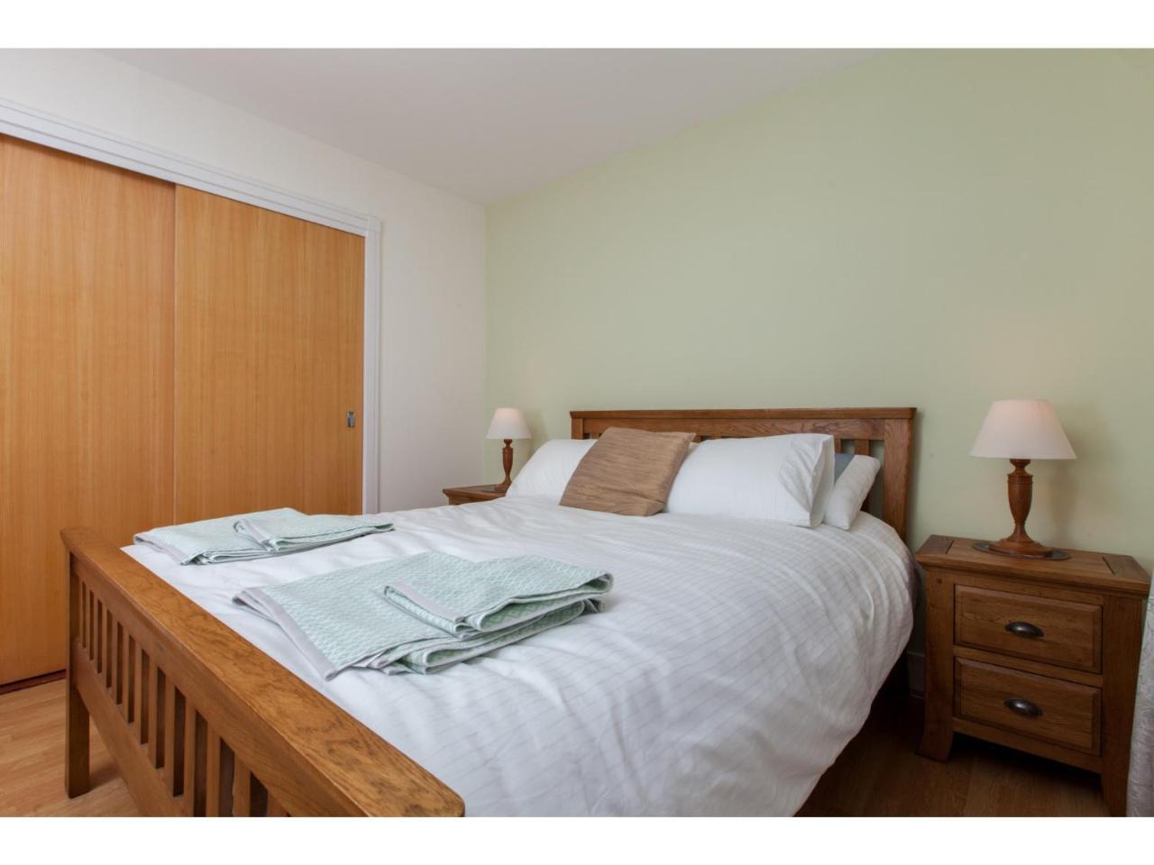 Spacious, Central Apartment エディンバラ エクステリア 写真