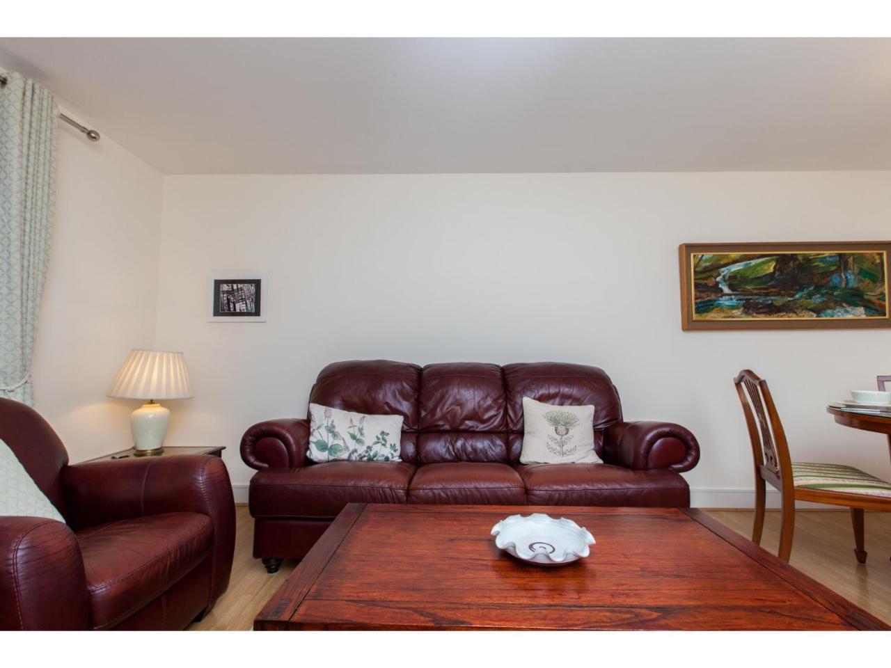 Spacious, Central Apartment エディンバラ エクステリア 写真